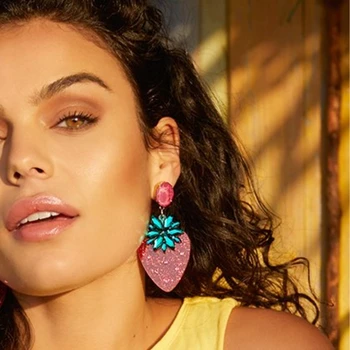 

JURAN Luxury Strawberry Dangle Earrings Wedding Jewelry Accessories Rhinestone Drop Earrings For Women Big Earrings Brincos