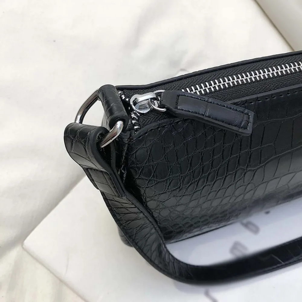 14 - ZDX90612446_0548586224512596103