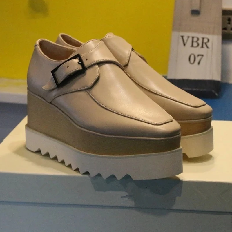

2018 Hot Spring Summer Tide Flat Platform Woman Flats Shoes Woman Side Buckle Leather Waterproof Designer Casual Woman Flats