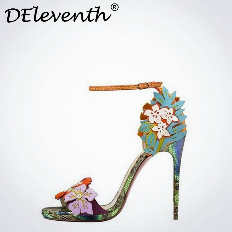 

DEleventh 2019 New Summer Sweet Flower Snakeskin Pattern Pointed Toe Thin High Heels Cross Strap V-string Combination Tacones