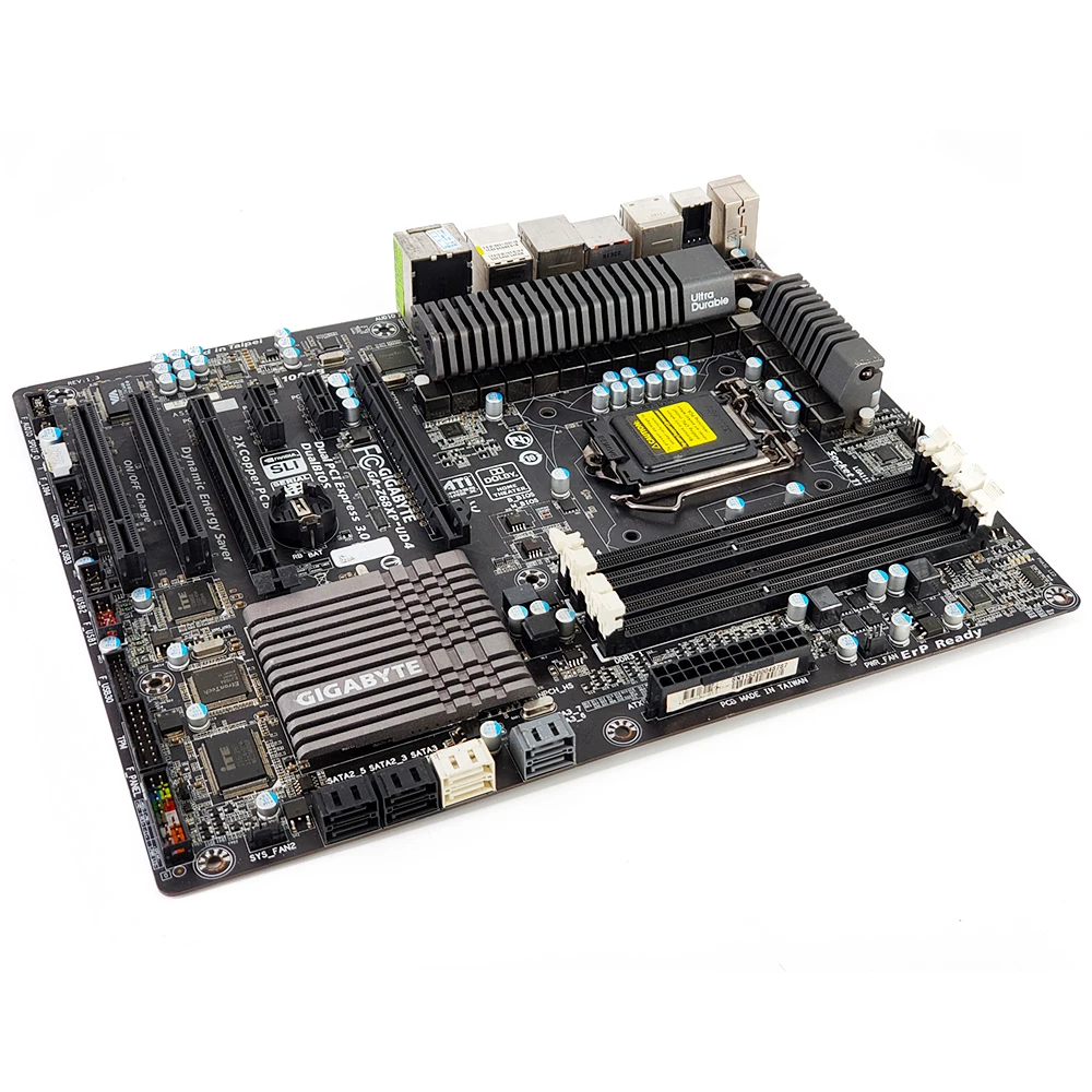 جيجابايت GA-Z68XP-UD4 سطح اللوحة Z68XP-UD4 Z68 LGA 1155 النواة i7 i5 i3 DDR3 32G SATA3 USB3.0 HDMI IEEE1394 ATX