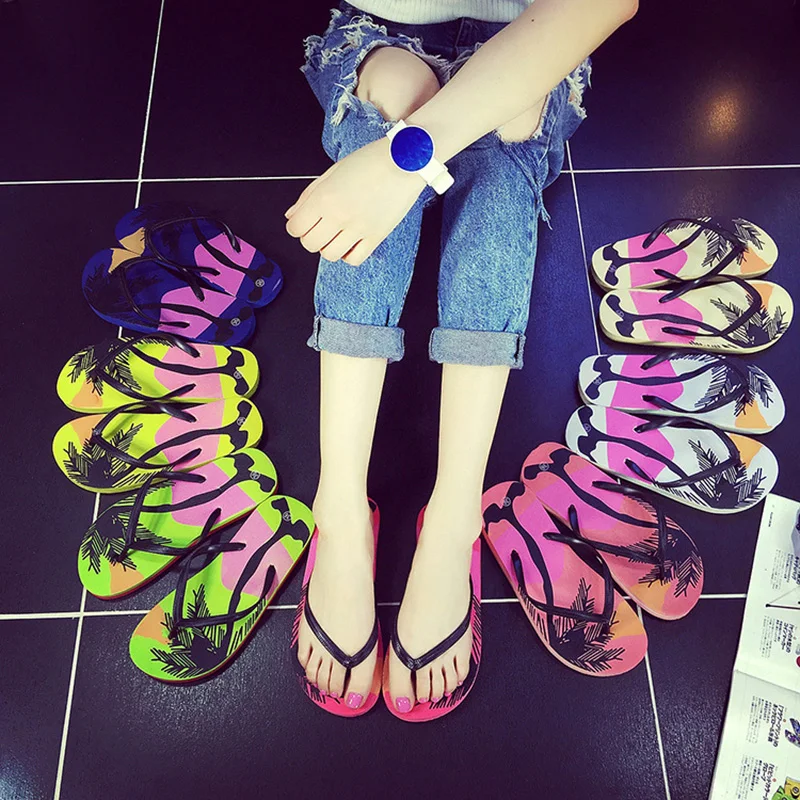 

NoEnName_Null Beach Pinch Woman Flip Flops PE Slip-proof Bottom Hawaiian Style Sandals Fashionable and colorful ladies sandals