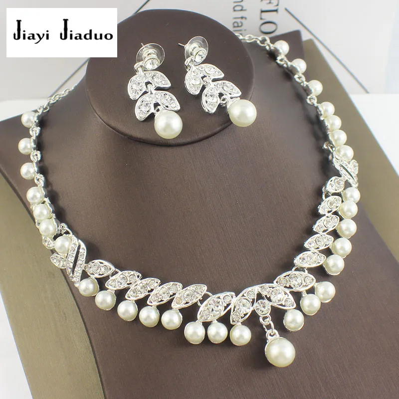 

jiayijiaduo Bridal crystal jewelry set silver color Necklace Long earrings charm women Wedding dress accessories Necklace sets