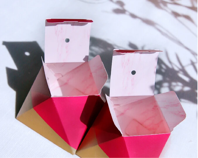 New Rose Red Diamond Shape Candy Box Wedding Favors and Gifts Box Party Supplies Paper Gift Chocolate Boxes Packages (6)
