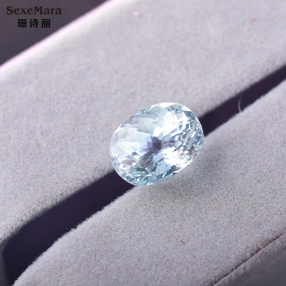 

8.9CT Ellipse Aquamarine perfect quality glitzy natural gemstone