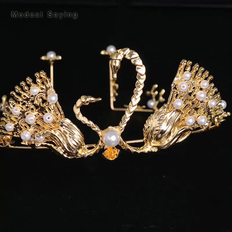 Romantic Gold Wedding Tiaras 2018 New with Pearls Swan Head Crown