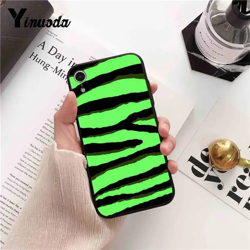 giraffe leopard tiger zebra Wild Print