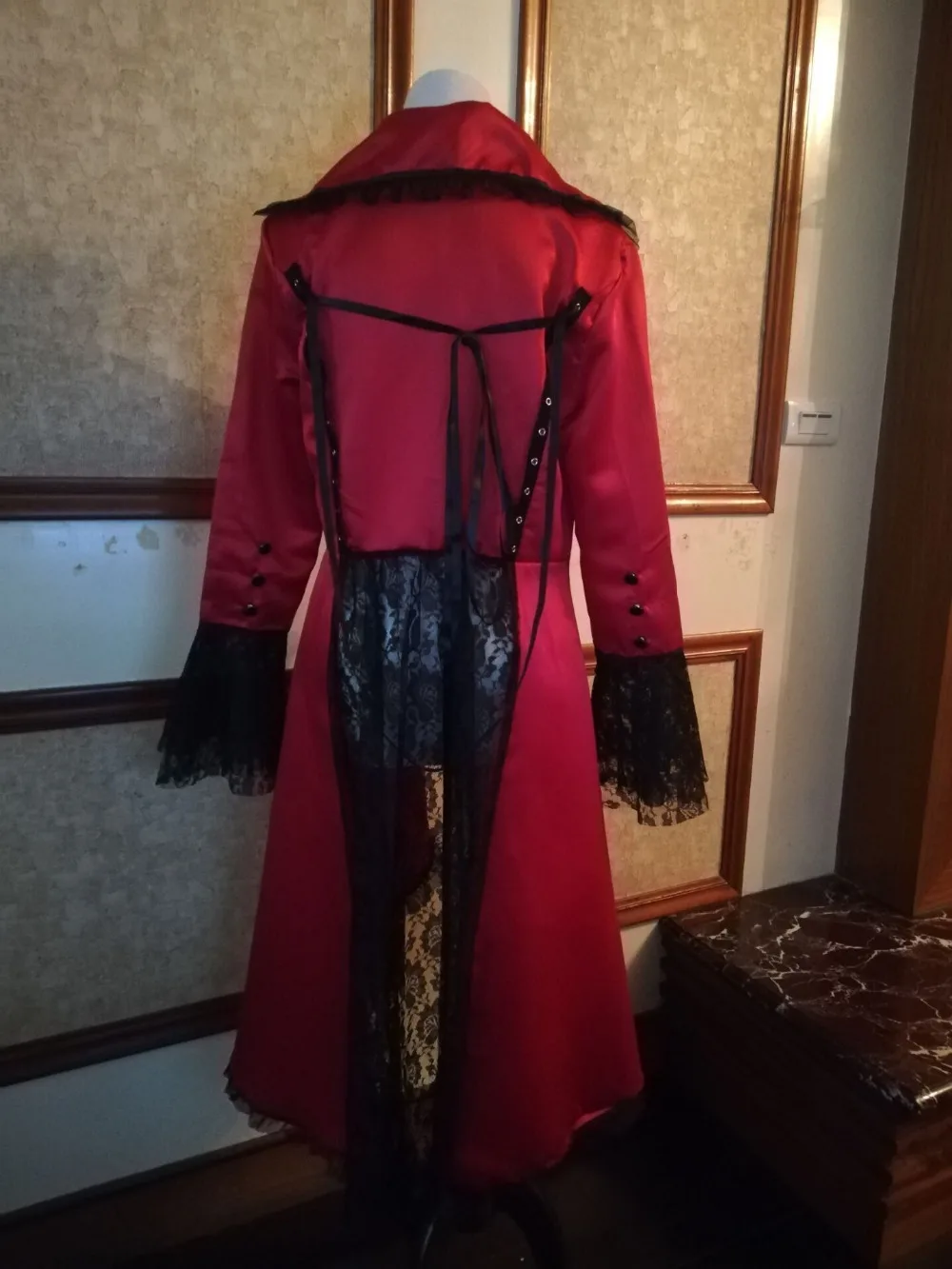 9400662573_1416145125