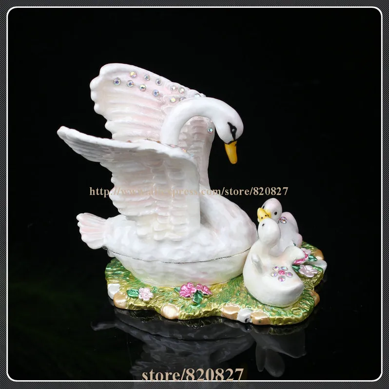 Creative Heavy Duty Pewter Crystal Enamel Swan Keepsake / Trinket Box Jewelry Box Swan Family Pewter Metal Figurine Trinket Box