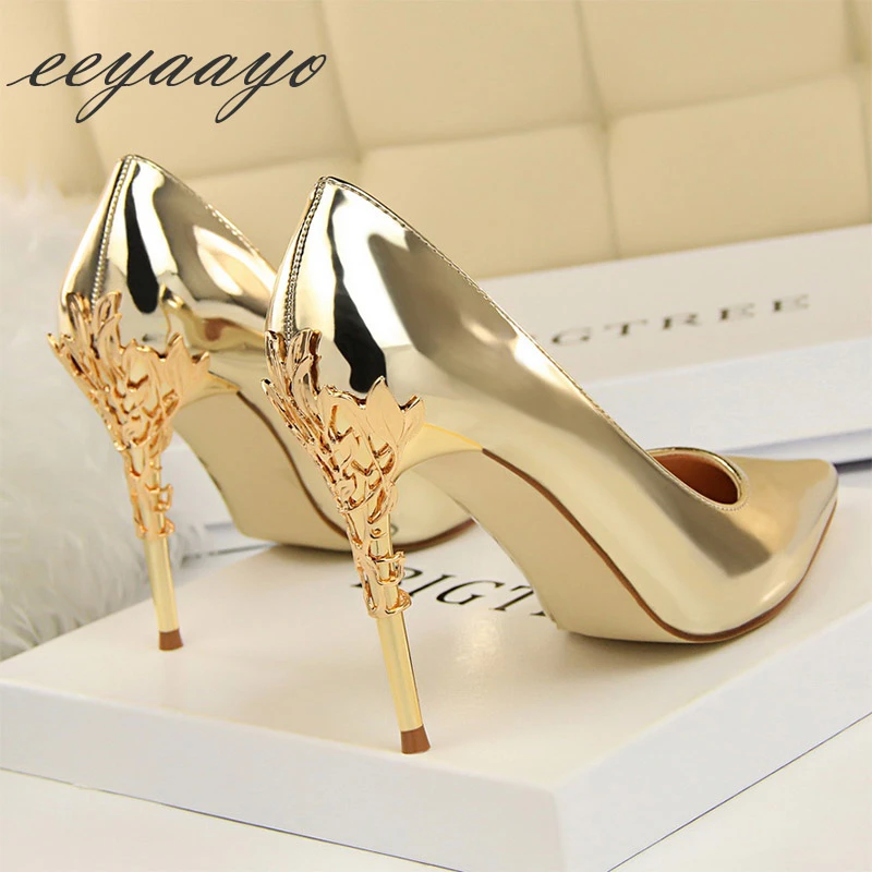 Zapatos de tacón alto y fino para mujer, calzado Sexy con decoración Metal y punta estrecha, para fiesta de noche, dorado, para primavera y otoño, novedad 2019|Zapatos de