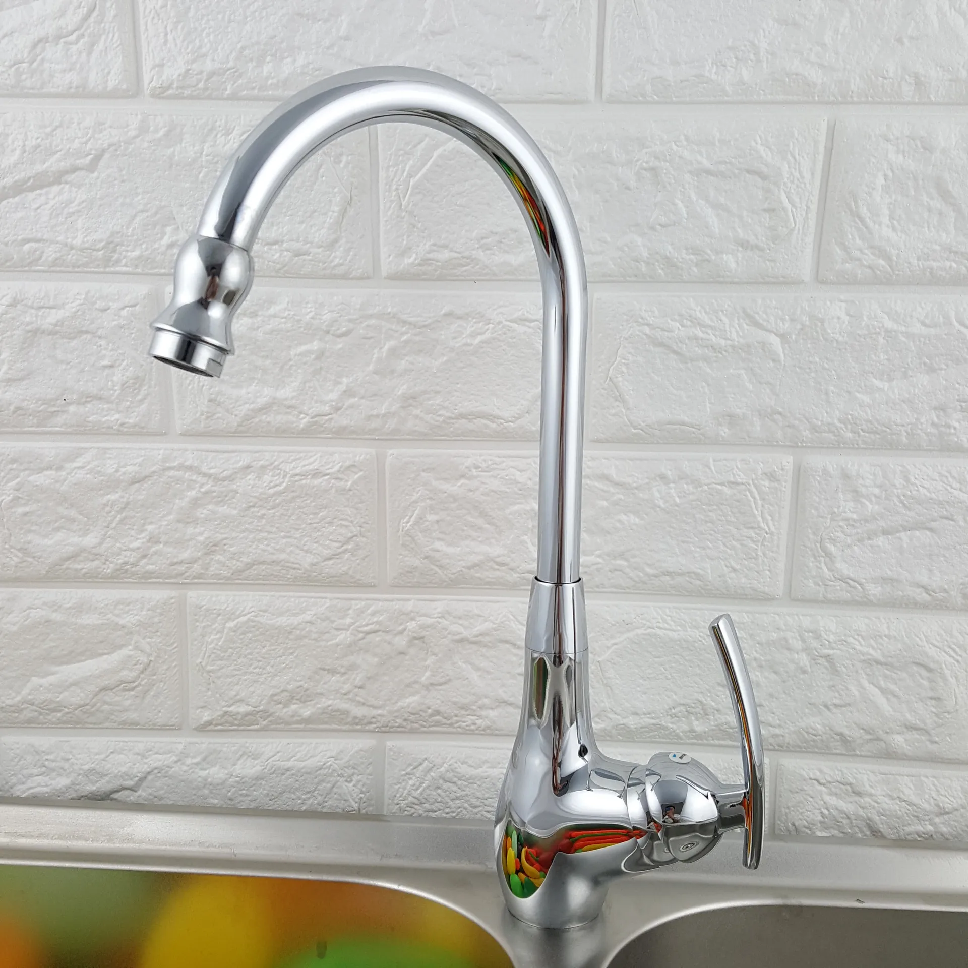 

306 Degrees Rotatable Kitchen Faucet Brass Chrome Silver Basin Faucet Single Handle Hold Deck Mounted Sink Mixer Water Tap