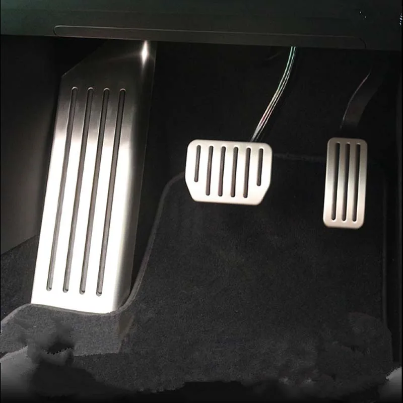 

YAQUICKA 3Pcs Aluminum Alloy Car Styling Accelerator Foot Rest Fuel Brake Pedals For Tesla Model 3 2018 Car Decoration