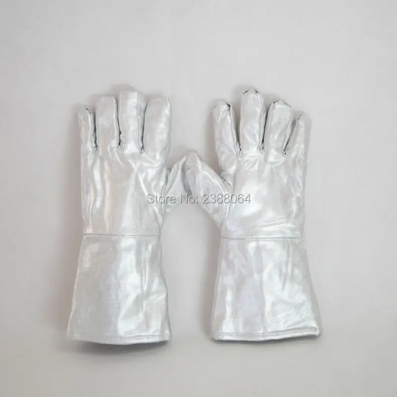 Heat resistant glvoes