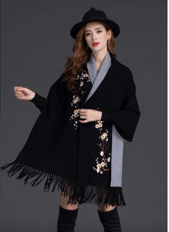 Осень зима размера плюс вышивка рукав "летучая мышь" Пончо Женское пальто плащ с цветочным узором кардиган свитер с кисточкой - Цвет: Black Gray