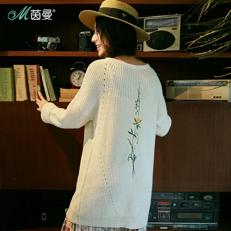 

INMAN Women Autumn Clothes Round Neck Drop Shoulder Embroidered Pullover Women