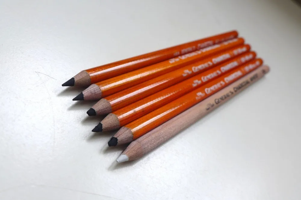 1 шт. Универсальный угольно-белый карандаш 558 для рисования письма США