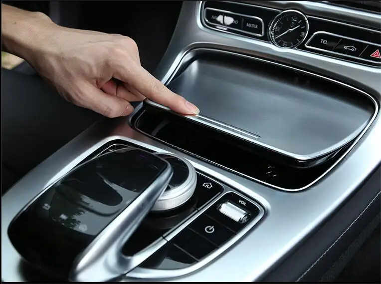 Para Mercedes Benz Classe E W213 ABS Cromato Opaco consola Anteriore Del Cambio Scatola del Pannello di Copertura recortar 2 pz