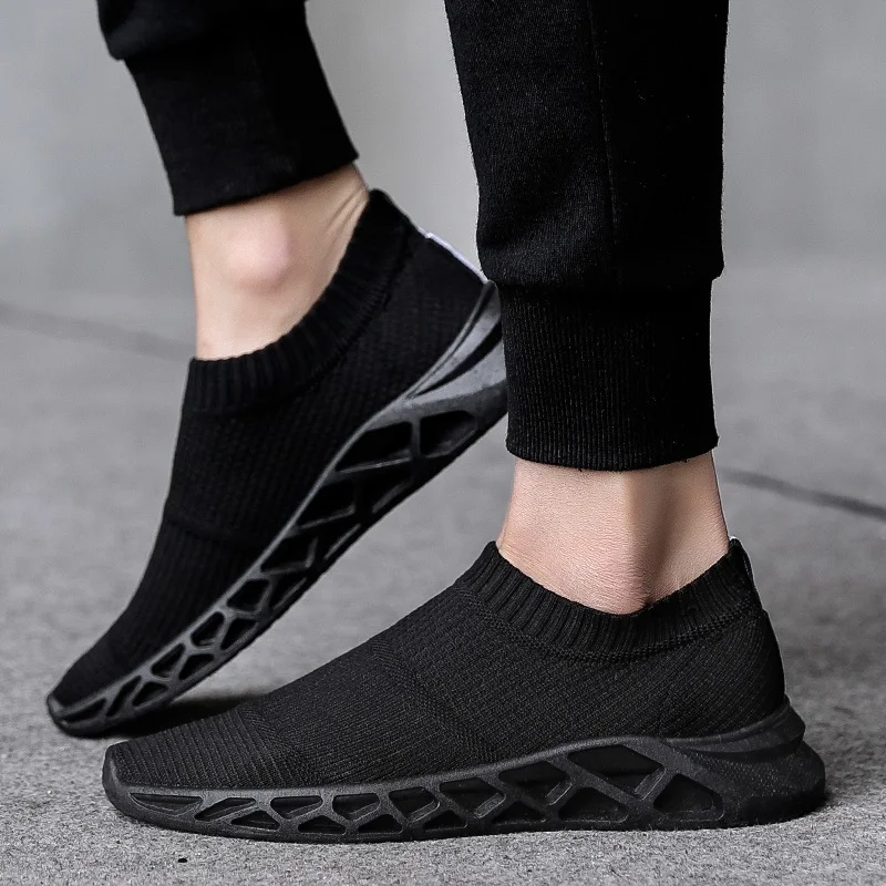 

2019 Mens Shoes Summer Flyknit Sneakers Breathable Casual Shoes Flats Loafers Men Tenis Lightweight Comfortable Walk Sneakers