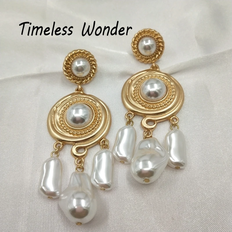 

Timeless Wonder Glam Retro Faux Pearl Tassel Stud Earrings Jewelry Party Gown Top Runway Rare Punk Statement Gothic Studs 2798