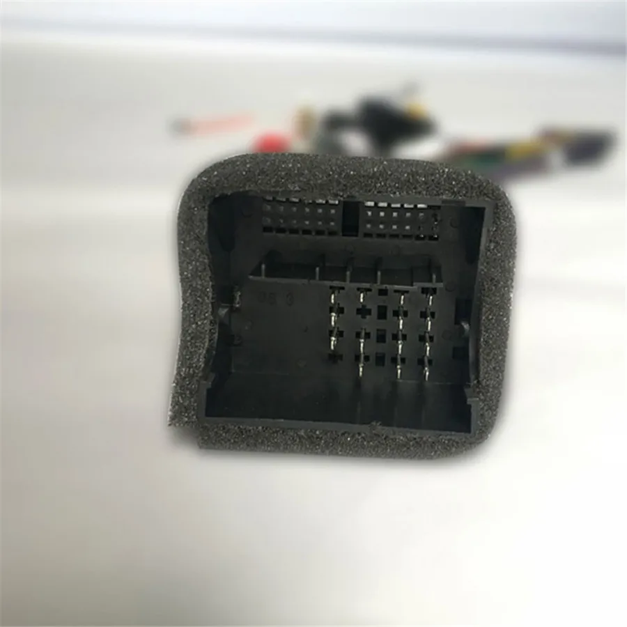 Рисунок 4 - 20-контактный стерео кабель жгута