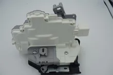 3C4 839 016A 3C4839016A rear right CENTRAL DOOR LOCK LATCH ACTUATOR FOR VW PASSAT B6 SKODA SUPERB A4 A5 Q5 Q7 TT