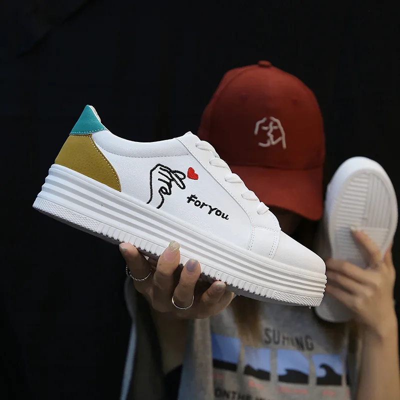 

2019 new breathable fashion men's and women's Korean shoes of Casual shoes free shipping Male summer