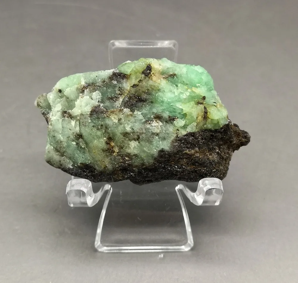 

21g Natural Emerald Green mineral crystal specimen gem grade quartz teaching specimens stone collection from China