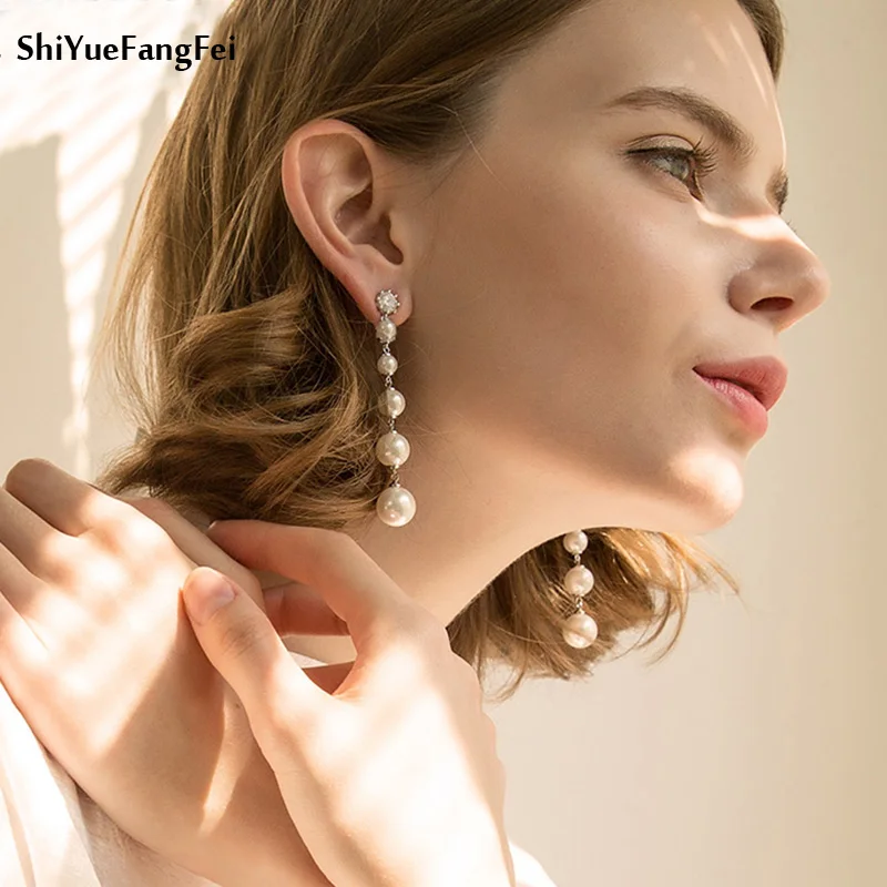 

Imitation Pearl Pendant Earrings Gold and White Two-tone Earrings Women's Personality Exaggerated Long Drop Earrings Jewelry