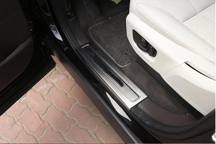 Нержавеющая сталь внутри порога Scuff порог защитная пластина для Land Rover Discovery 5 автомобилей интимные аксессуары укладки 4 шт