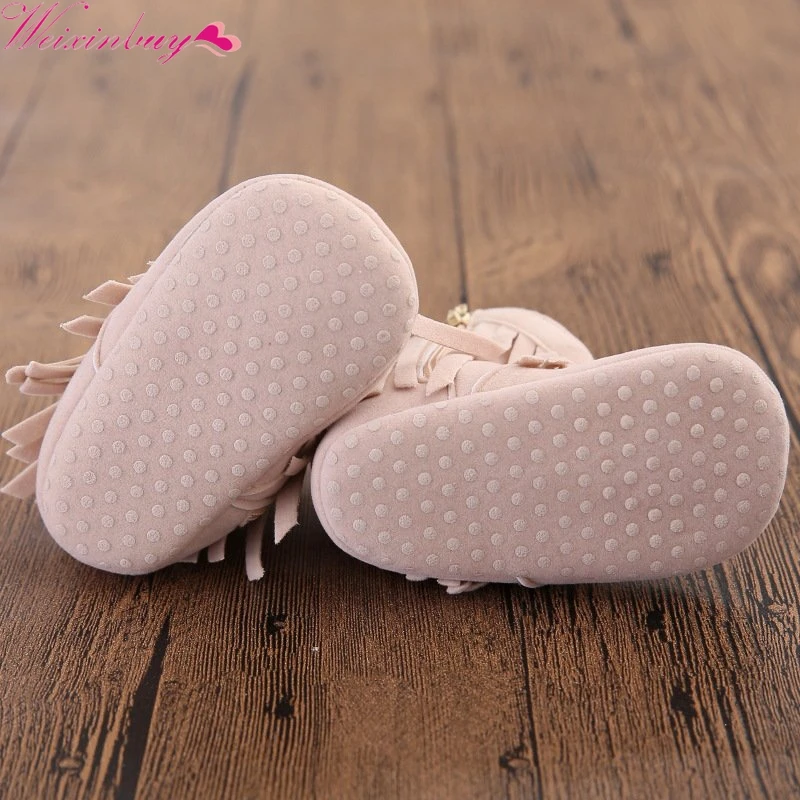 Bebe Moccs/мокасины для новорожденных девочек и мальчиков; однотонная обувь с бахромой; мягкая детская нескользящая обувь на нескользящей подошве; 0-18 месяцев