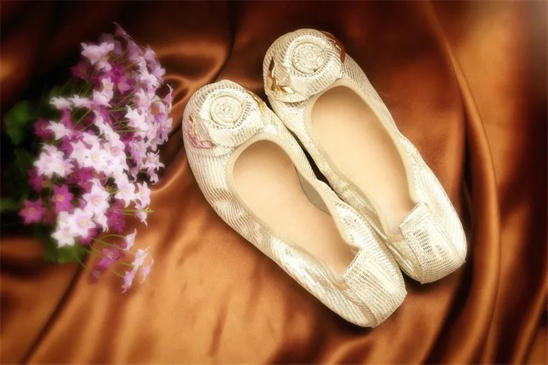 Spring Autumn Slip on Loafers Flats Shoes Women Comfortable Cow Leather Women Shoes Flower Round Toe Female Casual Shoe Big Size (14)