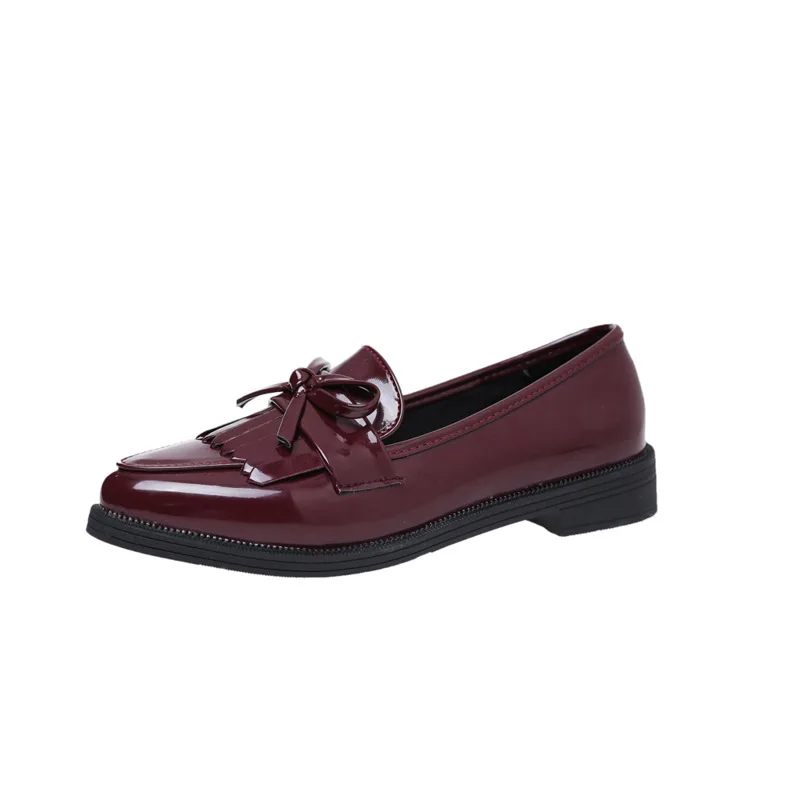 wine red Женская обувь на плоской подошве в стиле дерби; кожаные оксфорды с кисточками и бантом; женская повседневная обувь с острым носком без застежки; удобная Осенняя обувь с перфорацией типа «броги» на платформе - Цвет: wine red