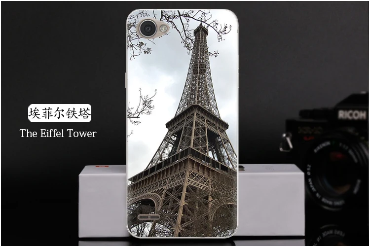  The Eiffel Tower