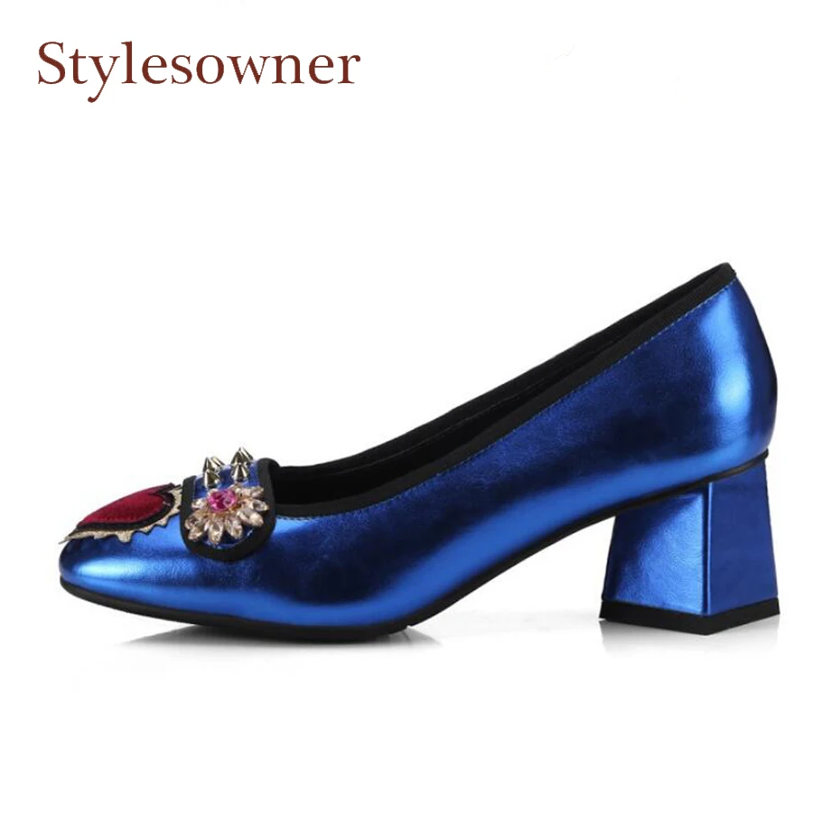 Stylesowner brand design spike rivet with diamond decor women party wedding pumps embroider chunky high heel fashion lady shoes stylesowner pearl decor chunky high heel peep toe women sandals for summer crystal buckle rivet beaded runway lady shoes pumps