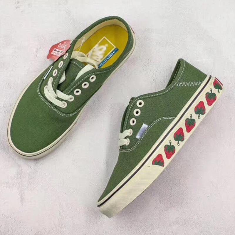 

Small strawberry AUT small red book explosion models casual shoes women shoes shoes vulcanized shoes