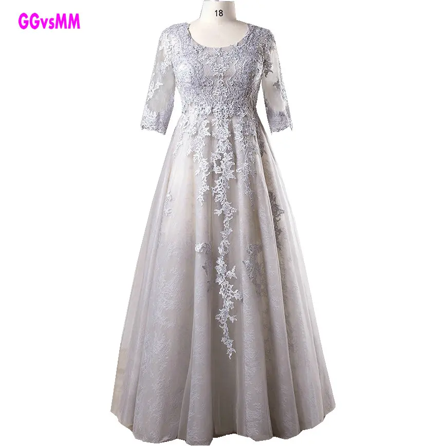

Elegant Silver Lace Long Plus Size Evening Dresses 2019 Sexy O-Neck Tulle Appliques Half Sleeve A-Line Evening Party Gowns