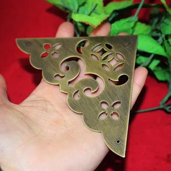 

Filigree Triangle Brass Coner Cabochon,Ancient Vintage Corner,Flatback Metal Embellishments Scrapbooking,Wooden Box Decor,10.5cm