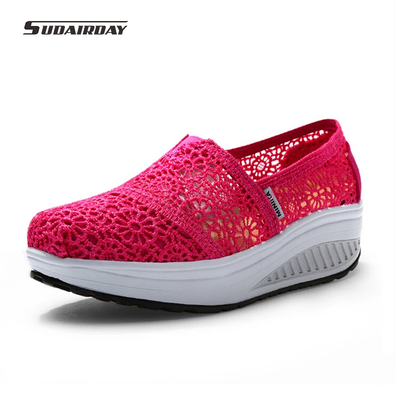 Новинка 2017 массаж дышащий Для женщин без каблука Обувь Кружево Лоферы для летние