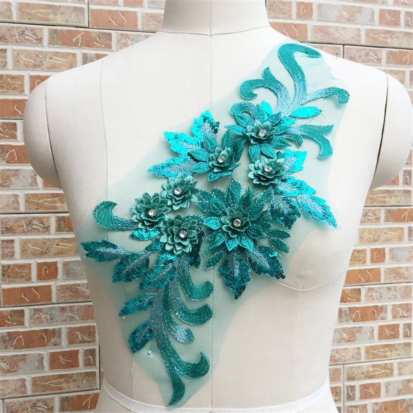 

1 Piece Embroidered Rhinestone Lace Appliques 3D Flower Petal Wedding Fabric Sewing Applique Crafts Sequins