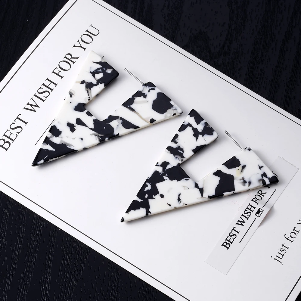VIVILADY Trendy Triangle Acrylic Hoop Earrings Women Geometric Statement Boho Leopard Jewelry Brinco Accessories Bijoux Gifts - Image 5