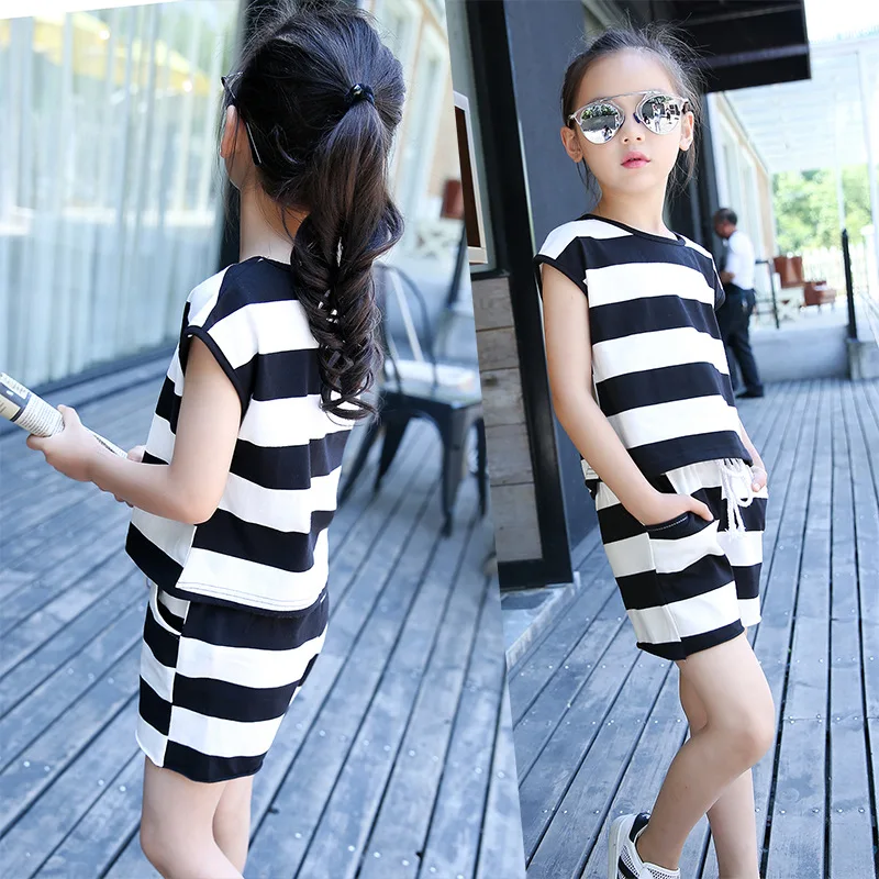 

Children's Wear Girls Summer New Style Sleeveless Shorts Set Stripe Five Point Pants Casual Sports Suit