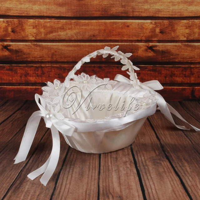 White Wedding Basket for Flower Girl Basket with Flowes Pearls Satin