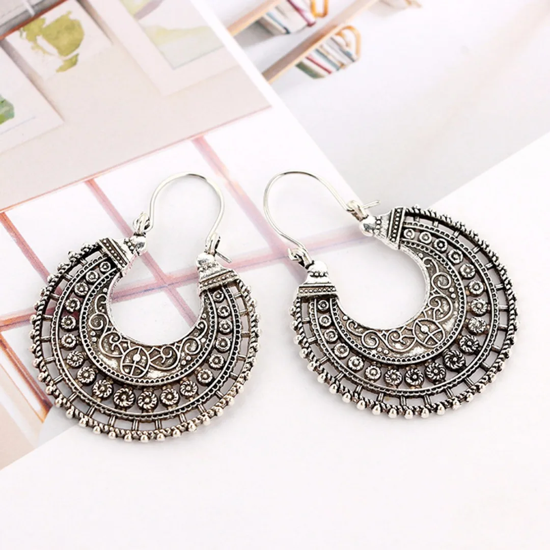 Shellhard Fashion Carved Flower Earring Jewelry Boho Ethnic Tibetan Tribal Pendant Earring Antique Vintage Silver Hoop Earring