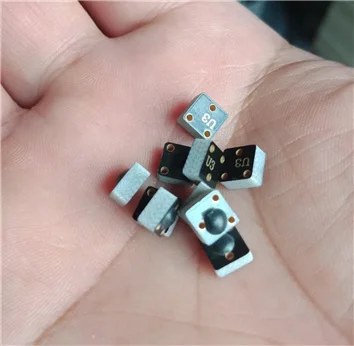 UHF RFID метки для управления инструментами антиметалл 860-960 МГц ISO18000-6C 6*6*4 мм