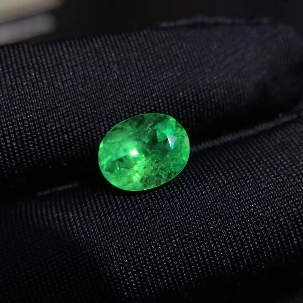 

Emerald Gemstone Natural 2.37ct Natural Vivid Green Emerald Oval Faced Loose Gemstones Loose Stones for Jewelry Bracelets Making