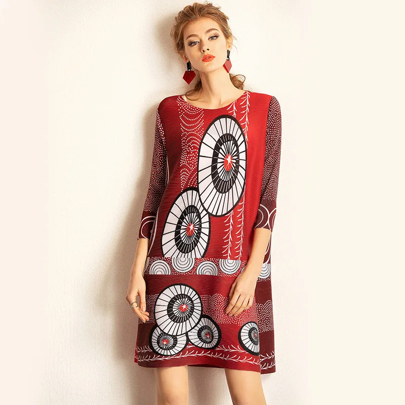 

LANMREM 2019 Spring New Casual Fashion Women Loose Round Neck Print Wave Point Long Sleeve Dress TC107