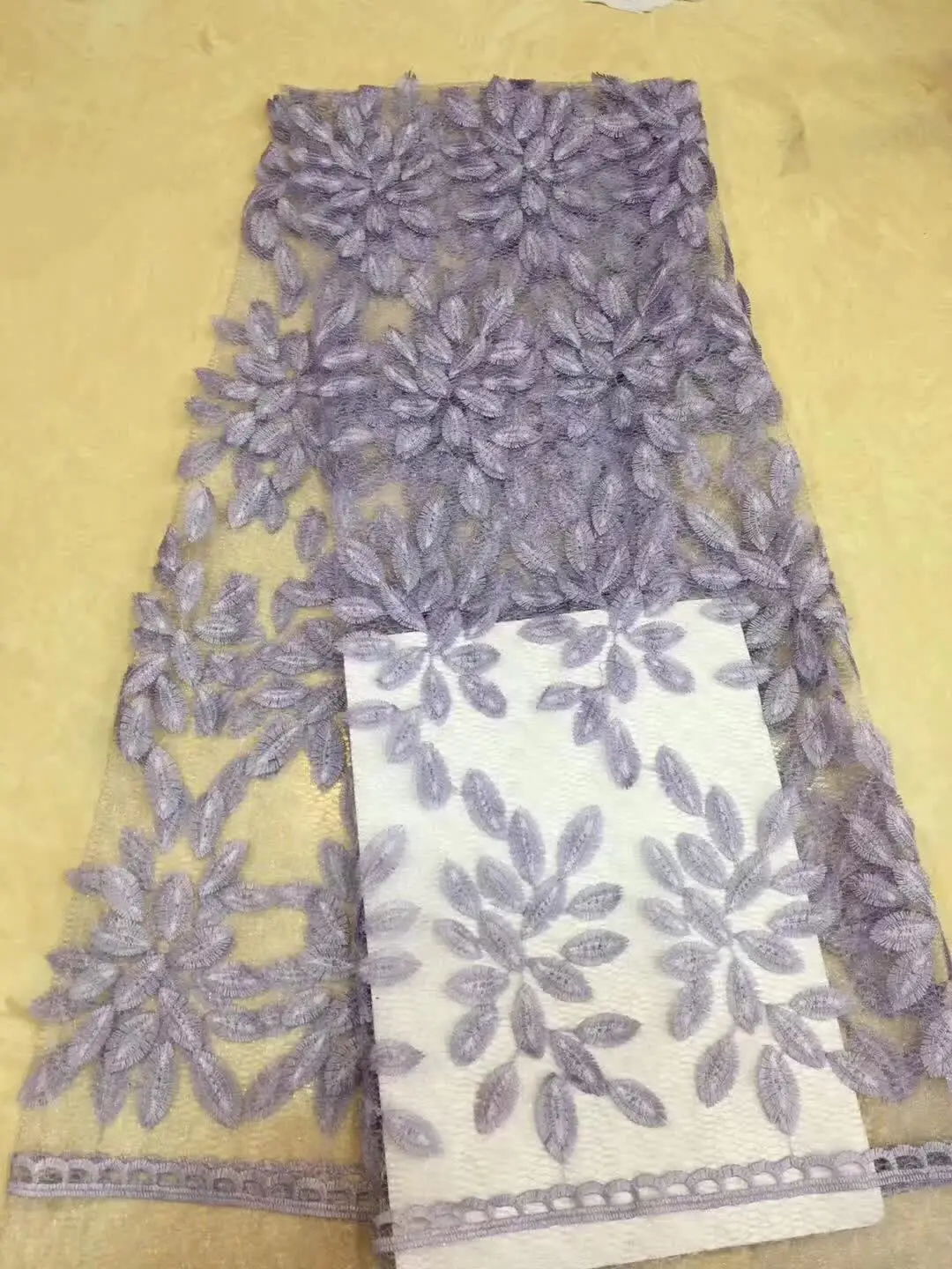 

African Lace Fabric 2019 High Quality Lace Purple African Velvet Lace Fabric Nigerian Lace Fabrics For Wedding