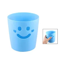 Доступный небесно-голубой пластиковый держатель для ластик с улыбающимся лицом
