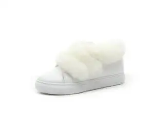 

2018 new fur shoes students plus velvet casual shoes shoes wild warm flat peas shoes.