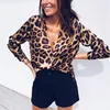 Blusa holgada de manga larga con estampado de leopardo para verano, camisa con cuello de pico profundo y botones para hacer Yoga y deportes, 2022 ► Foto 1/6